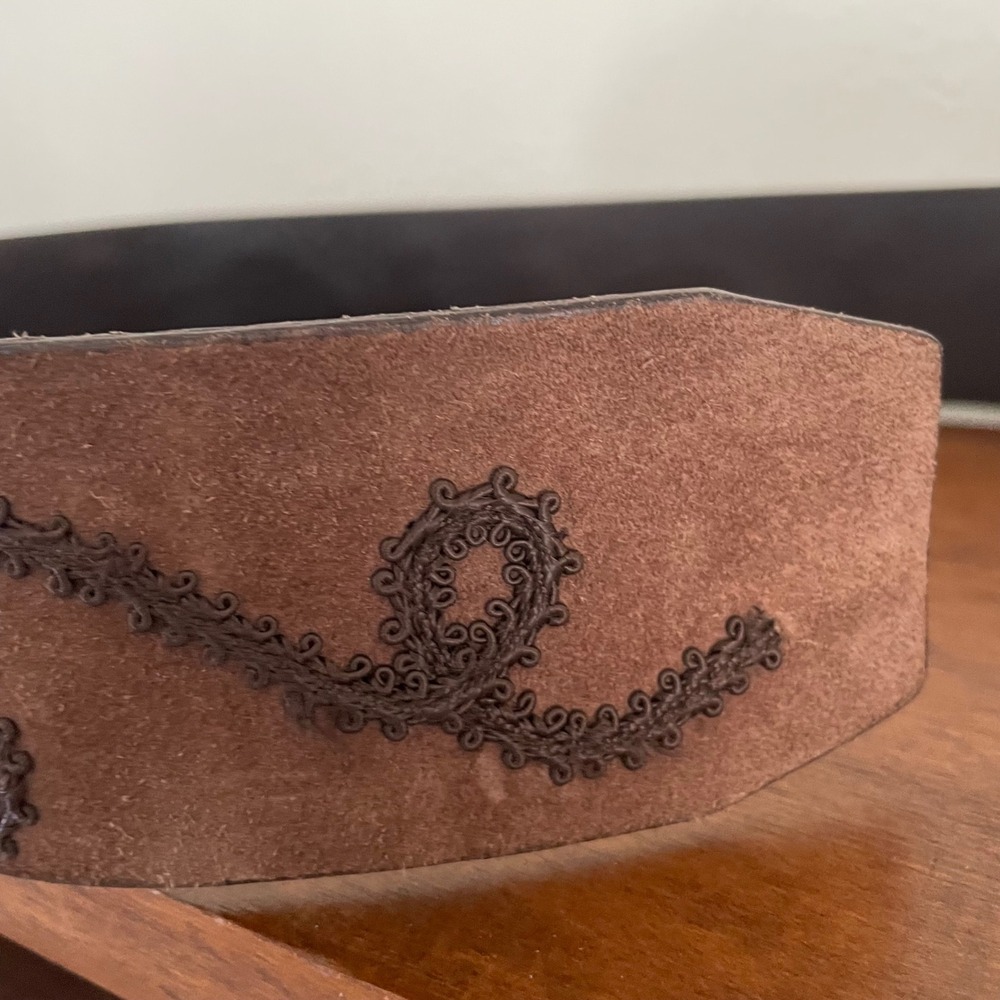 Vintage MAX MARA Belt Microsuede Embroidered Loop Design Wide Big Buckle *READ - Picture 8 of 15
